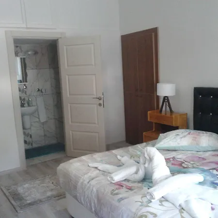 Casa de hóspedes Ipekyolu Garden 4*