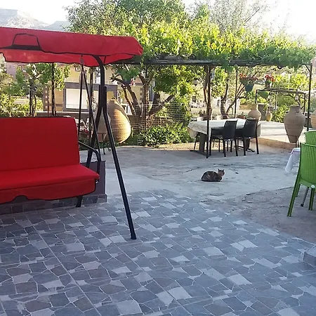 Casa de hóspedes Ipekyolu Garden