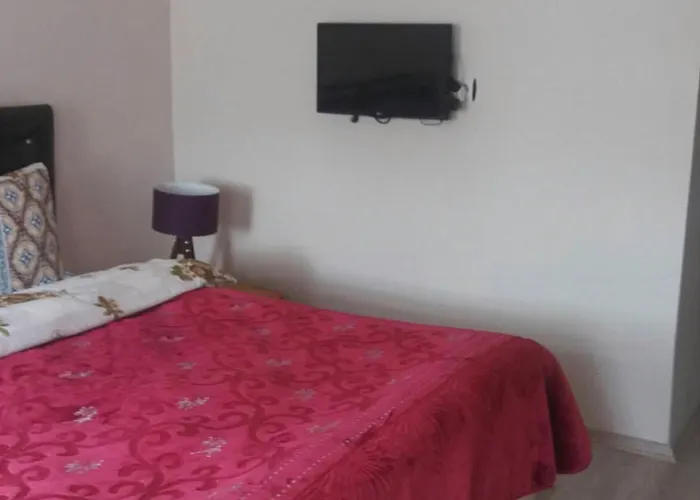 Ipekyolu Garden بيت ضيافة أفانوس